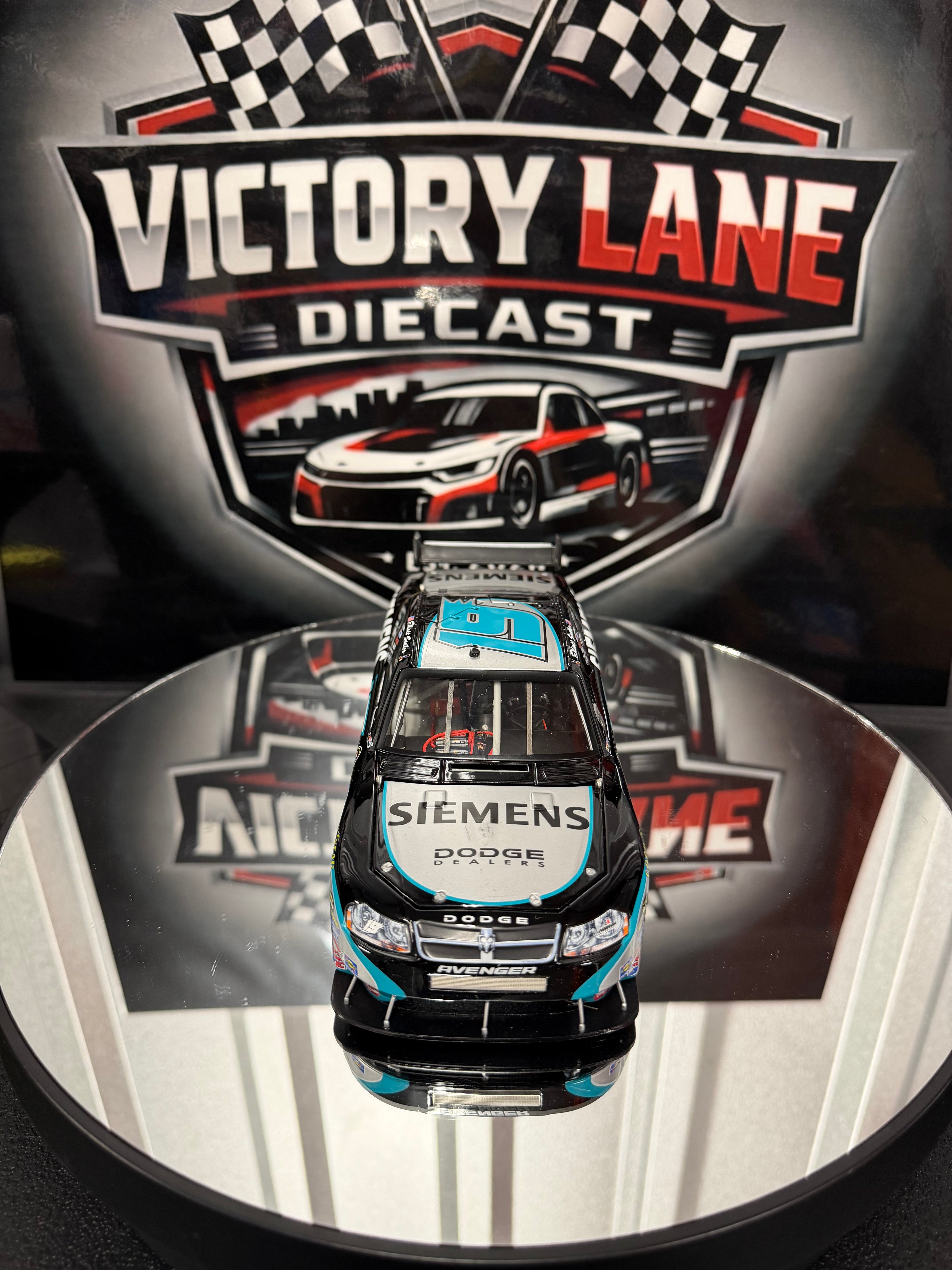 Elliott Sadler 2007 Siemens Avenger