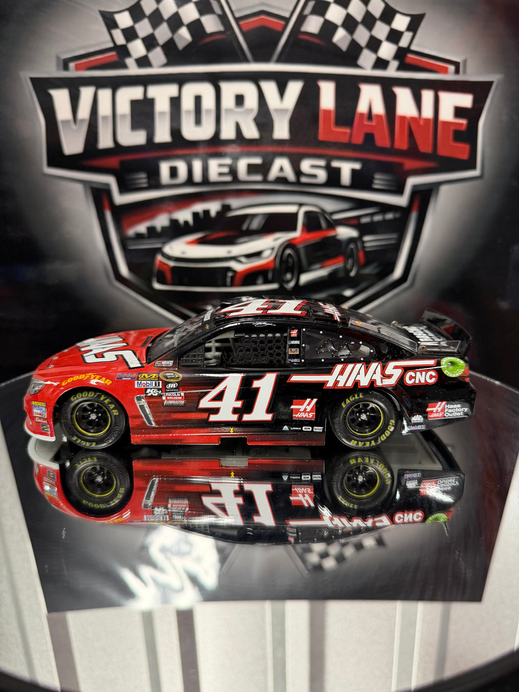 Kurt Busch 2016 Haas Automation Chevrolet SS 1:24 Diecast — Autographed