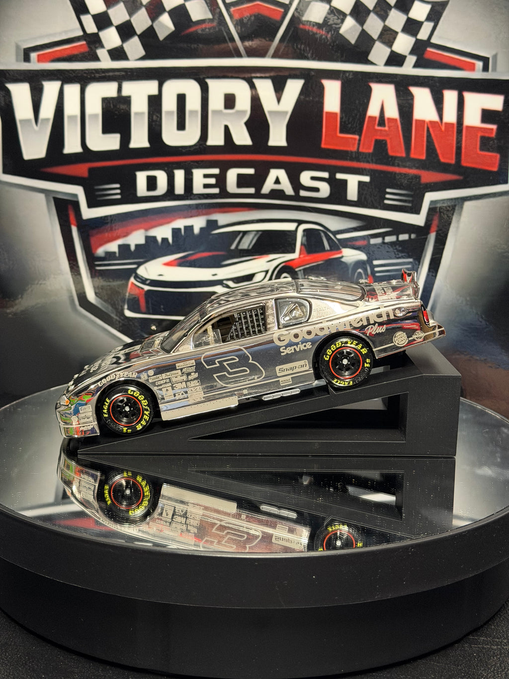Dale Earnhardt Sr 2000 GM Goodwrench Service Plus Chevrolet. 75th Win